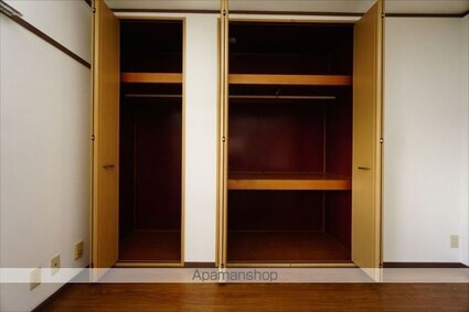 三洋ビル[3LDK/64.8m2]の収納