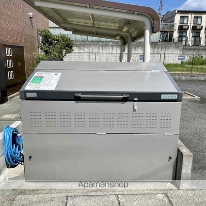 滋賀県大津市今堅田２丁目[2LDK/56.74m2]のエントランス1