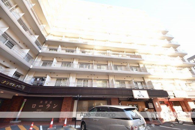プラザハイツ24の外観写真