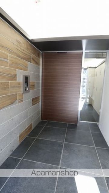 東京都立川市錦町１丁目[1K/25.3m2]のエントランス