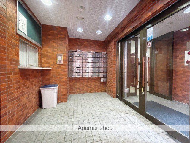 エンドレス三井北16条の玄関写真