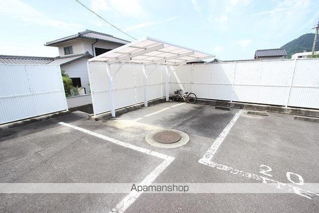 パルネット源平[2LDK/49.68m2]の駐車場