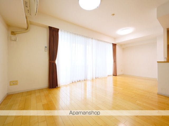 イニシア千住曙町の内装写真