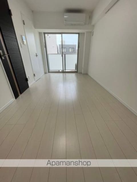 東京都新宿区北新宿２丁目[1K/25.92m2]のリビング・居間