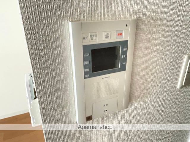 TLRレジデンス高井田の内装写真