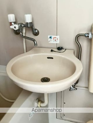 大横町ニュー田口ビル[1R/18m2]の洗面所