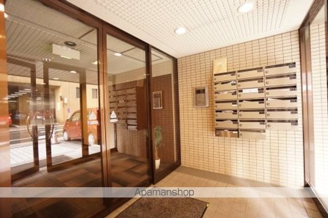 グランティ新潟の玄関写真