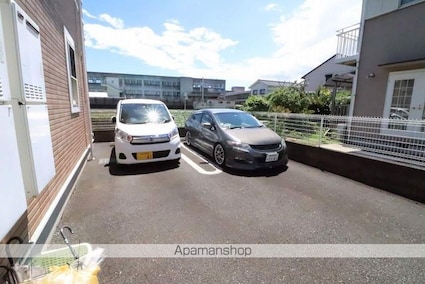 東京都青梅市新町１丁目[1R/40m2]の駐車場2
