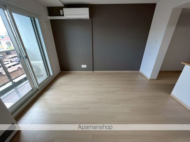 ラピス山の手の内装写真