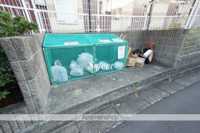レオパレス八景島の外観写真