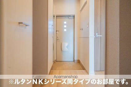 クレール　ストーン　Ⅲ[1LDK/42.45m2]の玄関