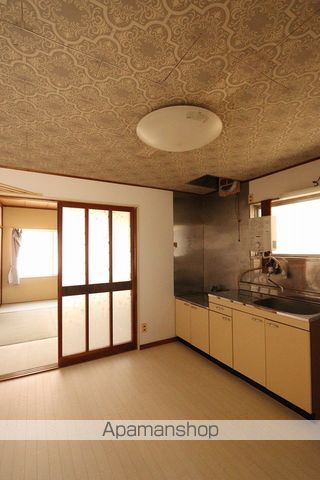 徳島線 鴨島駅 徒歩3分 3階建 築51年の内装写真