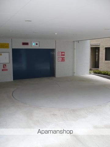 アジリア代々木J’sの外観写真