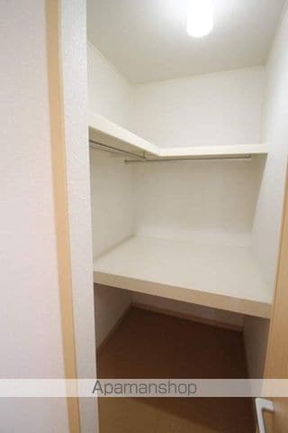 REIZの内装写真