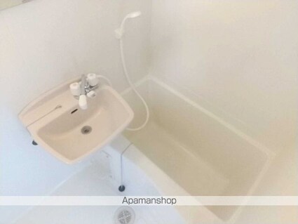 レオパレスヴィラ　ノーバⅡ[1K/22.35m2]のバス