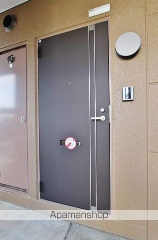 エクセルコート南島田の玄関写真