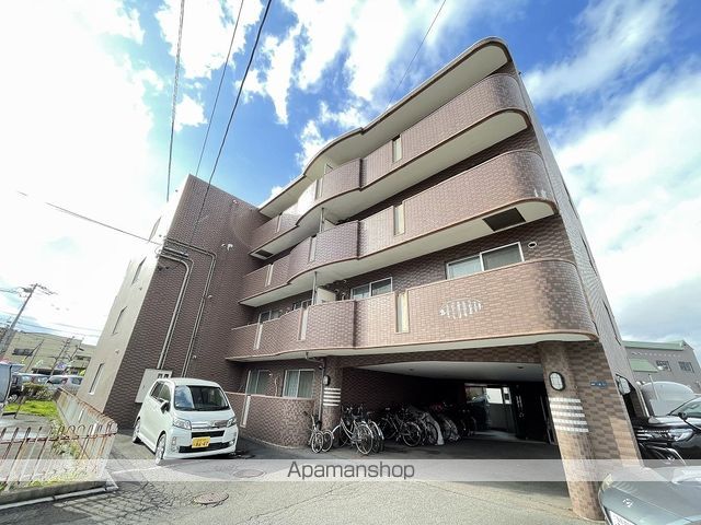 クレステージ田家の外観写真