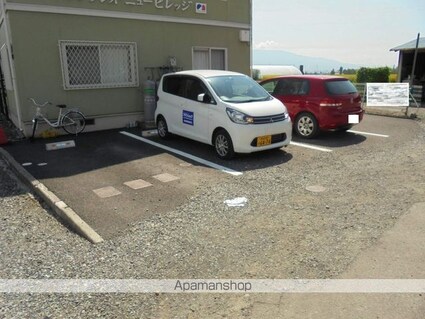 フレグランス　ニュービレッジ[2LDK/54.38m2]の駐車場