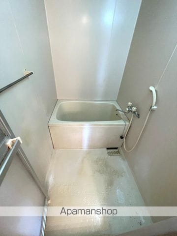 フルーツバスケットの内装写真