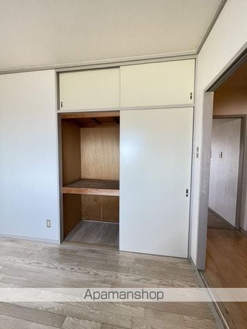 第5グランドハイツ服部の内装写真
