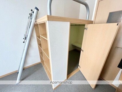 レオパレスうつくし[1K/20.81m2]の収納