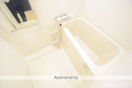クレイノ西川口[1K/21.11m2]のバス