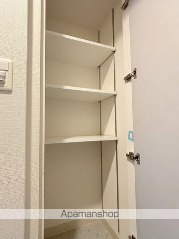 ESTEMCOURT難波WEST−SIDEIXの内装写真