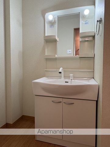 ラピスラズリVIIの内装写真