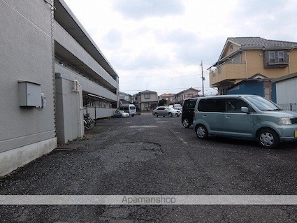 メゾン末広[2DK/39.66m2]の駐車場