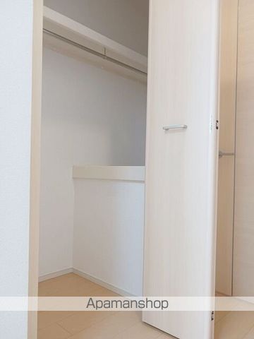 マークス フォーの内装写真
