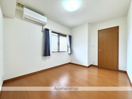 サーパス桜町二丁目[2LDK/71.43m2]の内装4