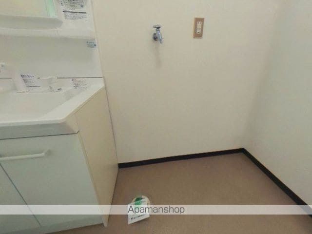 リバーサイド阿品の内装写真