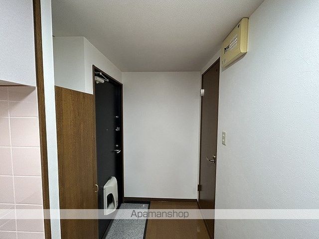 ヒズ・イマージュ北浜の内装写真