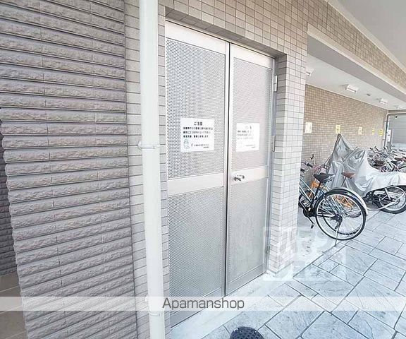 アビタシオン・オンズ・アンの外観写真