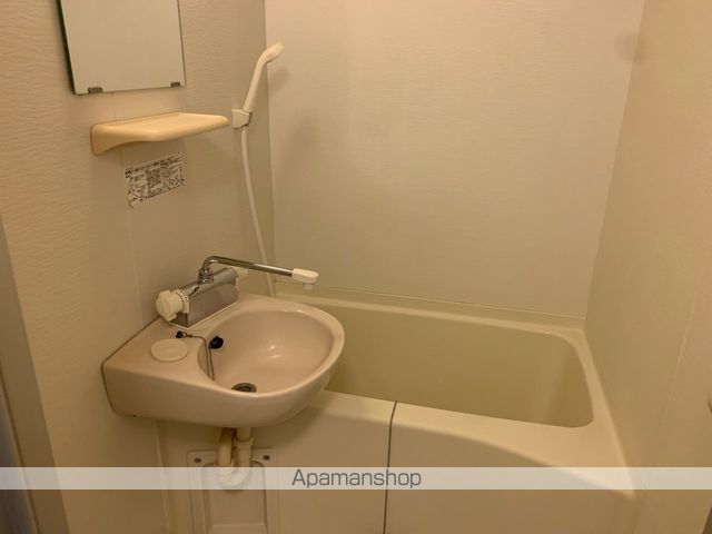 レオパレスアルジャンKOYAMAの内装写真