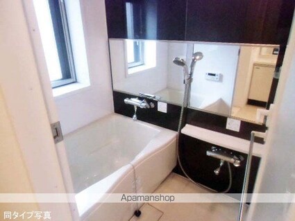 コンフォリア市谷柳町[1R/31.52m2]のバス