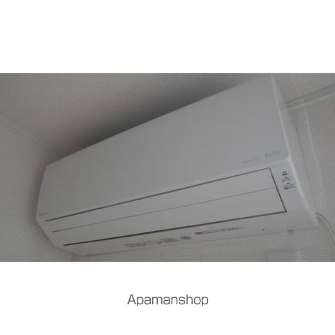 PORTE BONHEUR IIIの内装写真