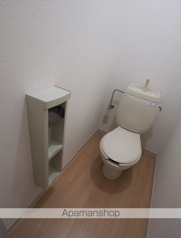 ウェスト コートの内装写真