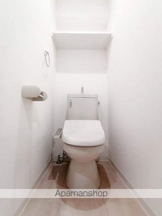 Ｌａｐｉｓ　Ｌａｚｕｌｉ[1K/27.2m2]のトイレ