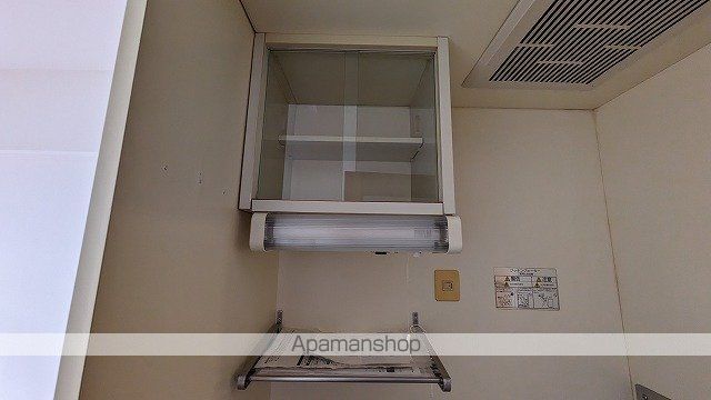 ワイアンドワイ宝町ビルの内装写真