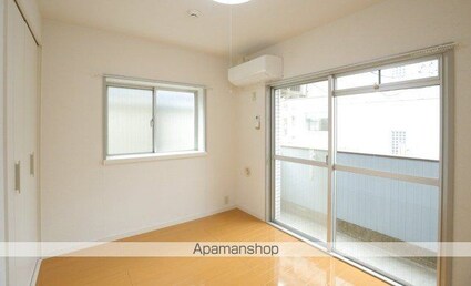 東京都世田谷区上北沢４丁目[1K/21.71m2]のリビング・居間4