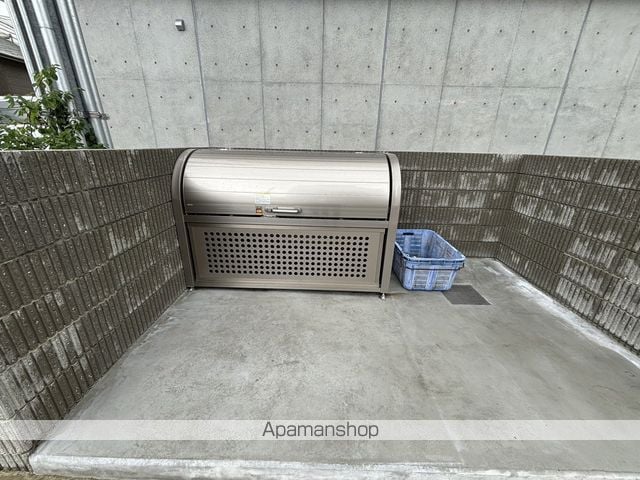 アーデルドルフ東山の外観写真