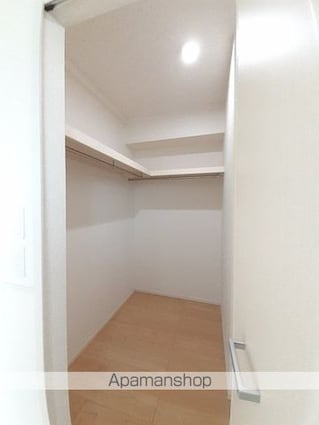 ブルーリバー本庄[1LDK/48.35m2]の収納