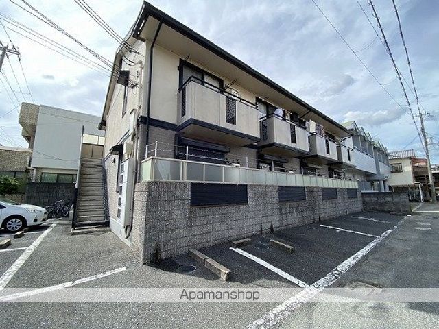 グランドール北八代の外観写真