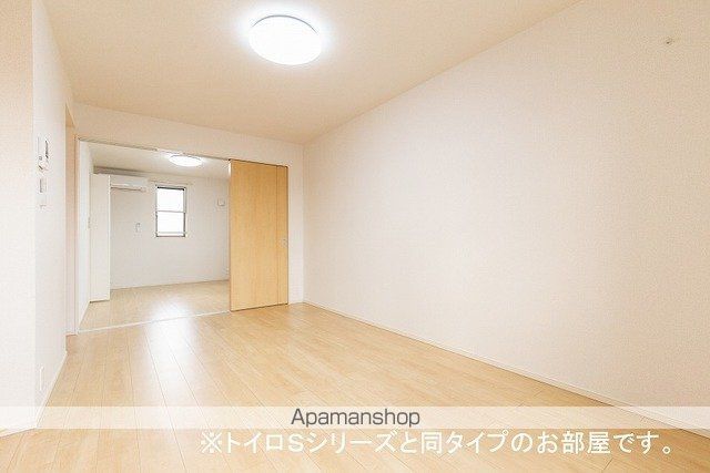 リバーサイドJUNの内装写真