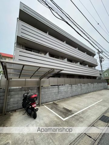 LUCRASの外観写真