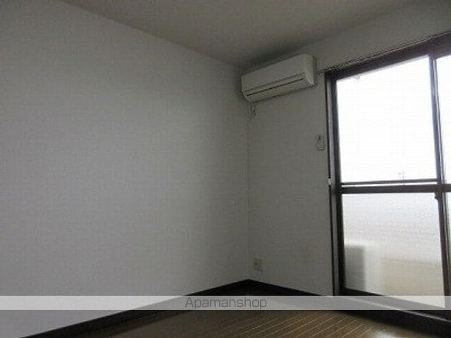 オーエスコーポ蔵前の内装写真