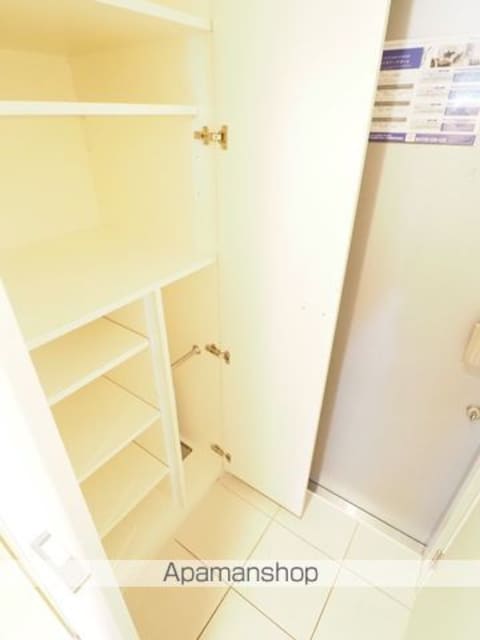 東京都文京区本駒込３丁目[1K/29.34m2]の収納