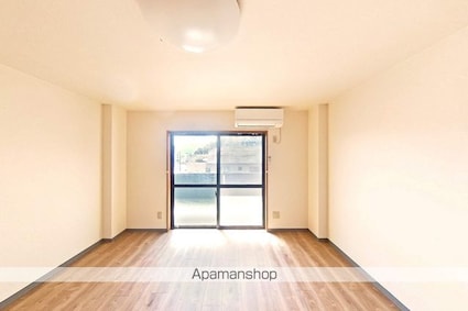 ＣＯＺＹ　ＣＯＵＲＴ[1DK/29.8m2]のリビング・居間