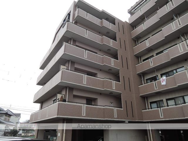 グリーンコートマンションの外観写真
